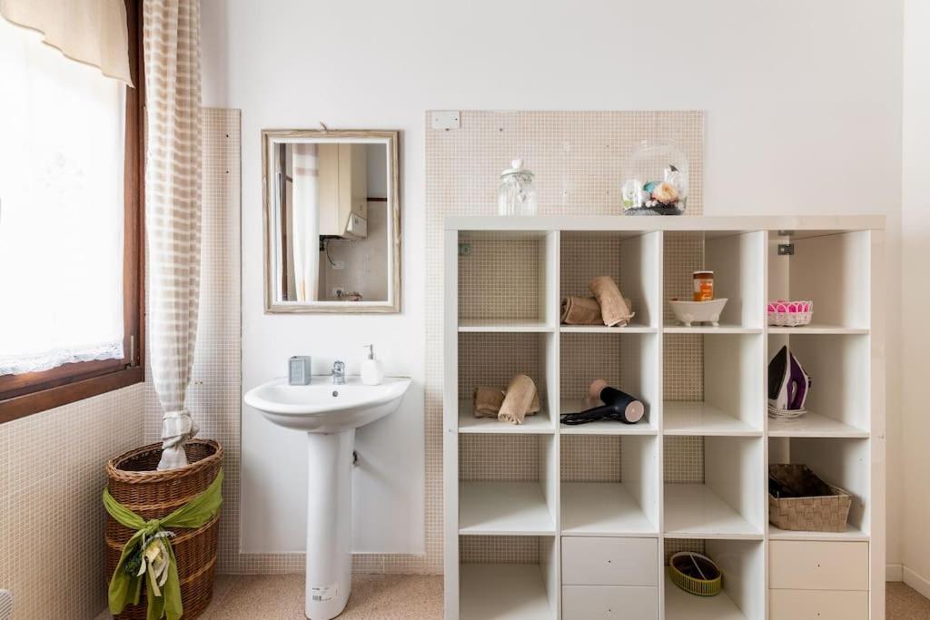 “casa Moderna Con Parcheggio Privato” Apartment *