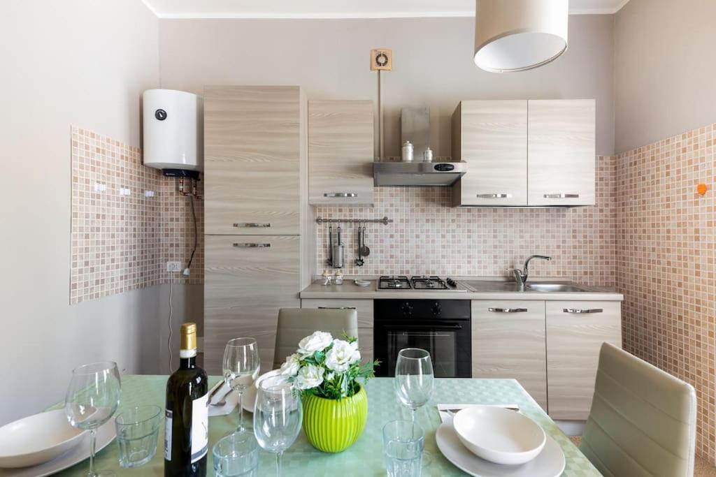 “casa Moderna Con Parcheggio Privato” Apartment